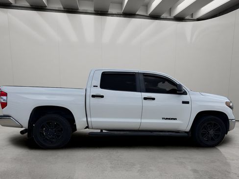 Used 2020 Toyota Tundra SR5 w/ SR5 Leather Package RWD image 4