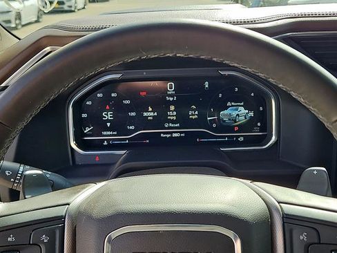 Used 2024 GMC Sierra 1500 Denali w/ Denali Reserve Package image 17