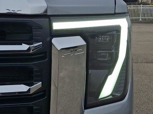 New 2026 GMC Sierra 2500 SLE w/ SLE Value Package; image 10