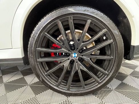 Used 2024 BMW X6 M60i AWD/4WD image 16