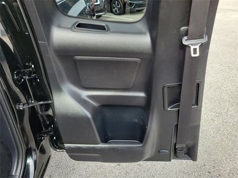 Used 2019 Toyota Tacoma SR image 9