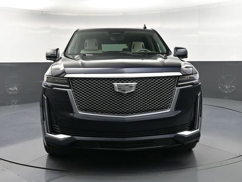 Used 2023 Cadillac Escalade ESV Premium Luxury Platinum w/ LPO, Radiant Package AWD/4WD image 11