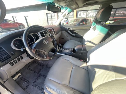 Used 2003 Toyota 4Runner Limited image 11