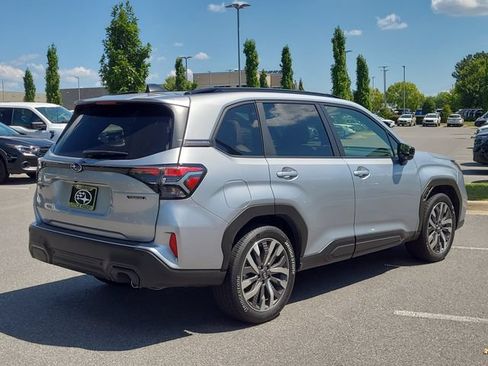 Certified 2025 Subaru Forester Touring AWD/4WD image 3