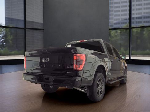 Used 2022 Ford F150 XLT w/ Equipment Group 302A High image 3