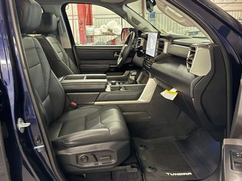Used 2024 Toyota Tundra Limited AWD/4WD image 18