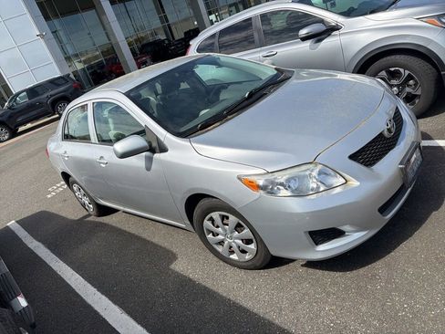 Used 2009 Toyota Corolla LE image 1