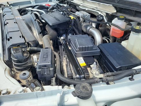 Used 2020 GMC Sierra 2500 AT4 w/ AT4 Premium Package image 28