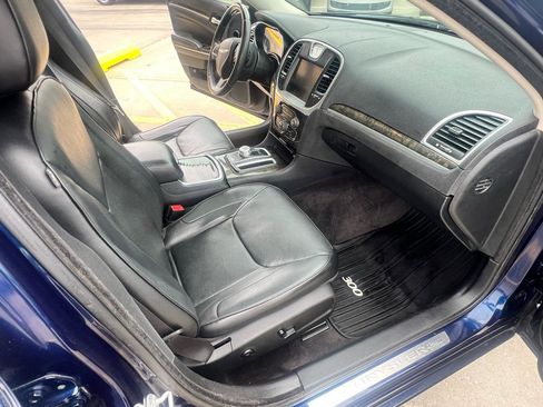 Used 2016 Chrysler 300 C AWD/4WD image 31