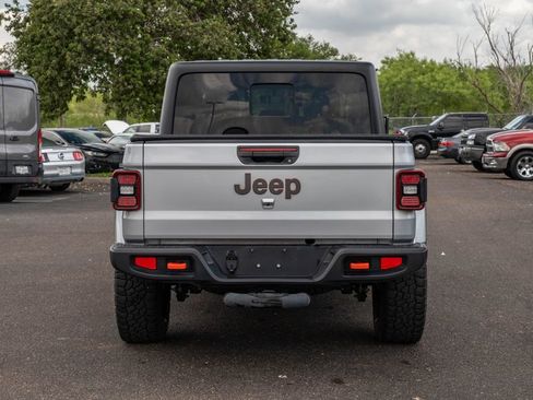 Used 2023 Jeep Gladiator Mojave w/ LED Lighting Group AWD/4WD image 4