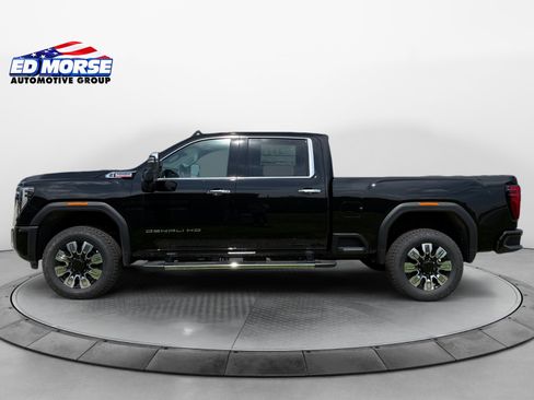 New 2025 GMC Sierra 2500 Denali w/ Denali Reserve Package AWD/4WD image 2