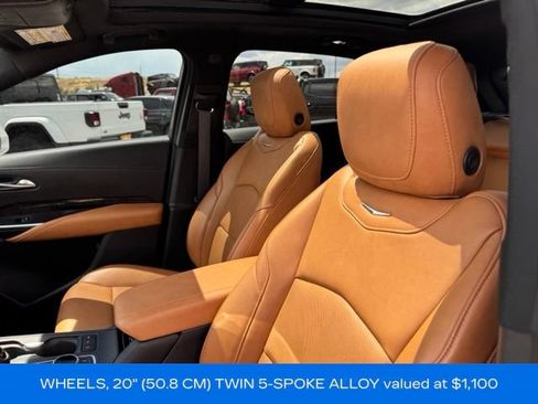 Used 2019 Cadillac XT4 Sport AWD/4WD image 14