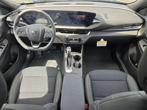 New 2026 Buick Envista Preferred FWD image 34