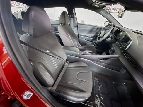 Certified 2025 Hyundai Elantra Sport w/ Cargo Package FWD image 29