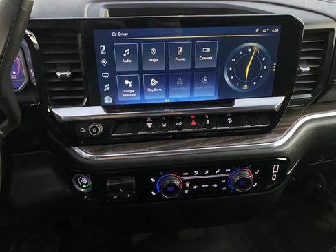 Used 2024 Chevrolet Silverado 2500 LT image 17