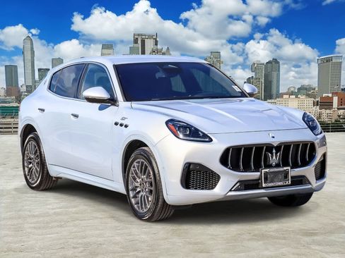 Used 2024 Maserati Grecale GT AWD/4WD image 3