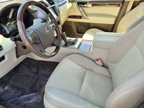 Used 2017 Lexus GX 460 Premium w/ Premium Package AWD/4WD image 12