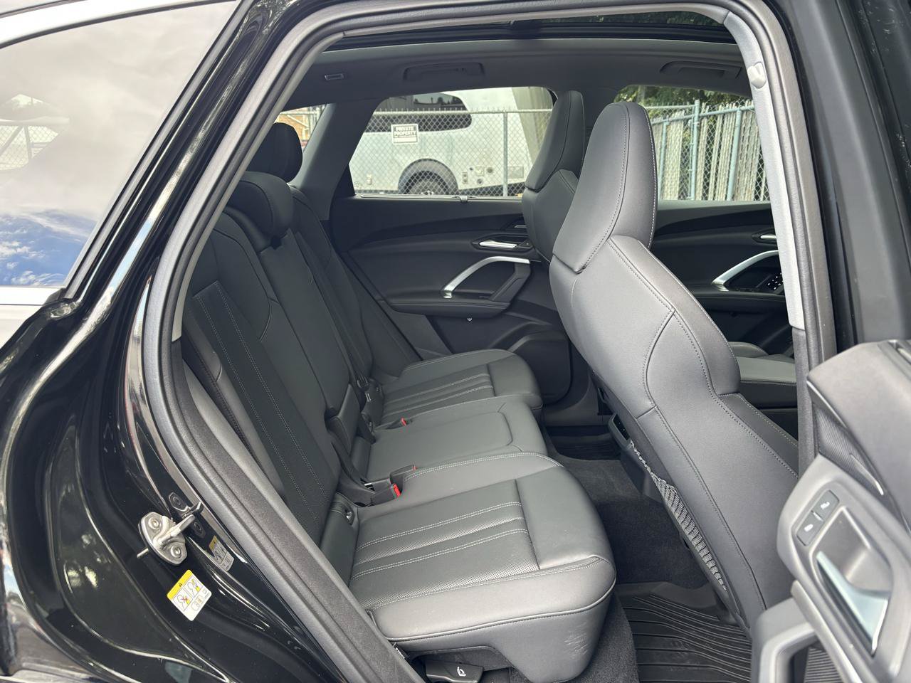 Used 2025 Audi Q5 Premium Plus w/ Premium Plus AWD/4WD image 20