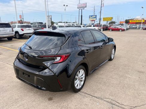 Used 2023 Toyota Corolla SE w/ Blackout Package (TMS) FWD image 7