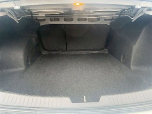 Used 2024 Chevrolet Malibu LT image 27