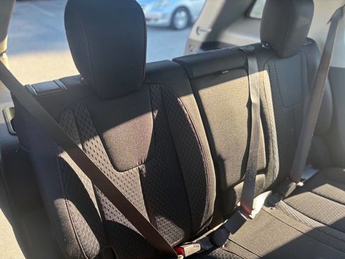 Used 2014 GMC Terrain SLE image 23