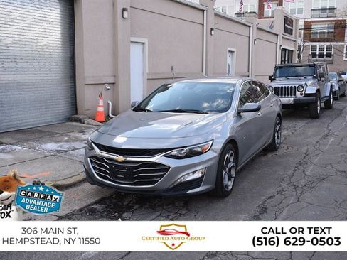 Used 2024 Chevrolet Malibu LT image 2