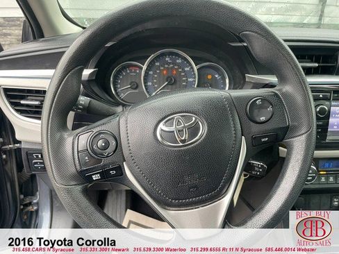 Used 2016 Toyota Corolla LE FWD image 12