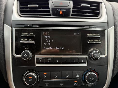 Used 2016 Nissan Altima 2.5 SR FWD image 10