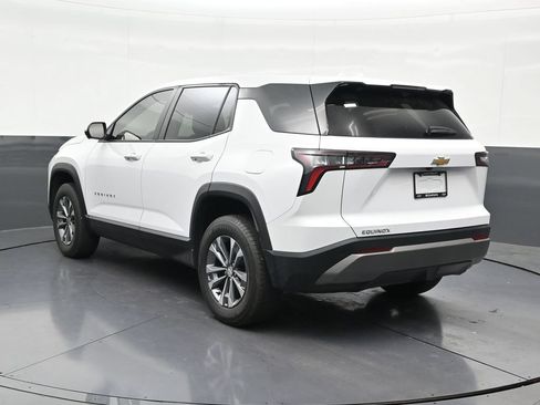Used 2025 Chevrolet Equinox LT w/ Safety and Technology Package FWD image 3