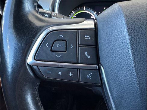 Used 2021 Toyota Highlander Platinum FWD image 14