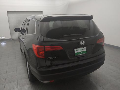Used 2018 Honda Pilot LX image 6