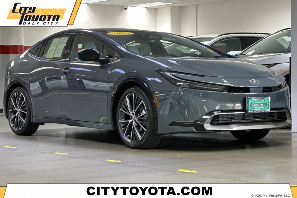 Certified 2025 Toyota Prius Limited FWD image 1