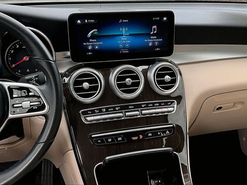 Certified 2022 Mercedes-Benz GLC 300 GLC 300 w/ Premium Package Lite image 7