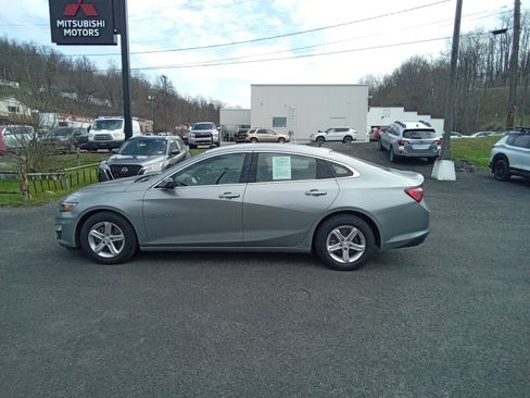Used 2024 Chevrolet Malibu LS w/ Driver Confidence Package FWD image 7