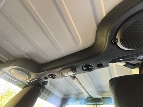 Used 2014 Jeep Wrangler Unlimited Sahara w/ Dual Top Group AWD/4WD image 32