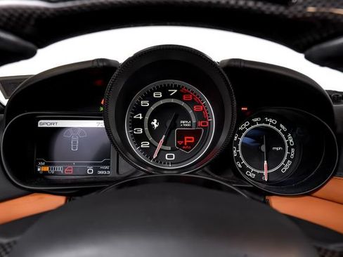 Certified 2016 Ferrari California T RWD image 35