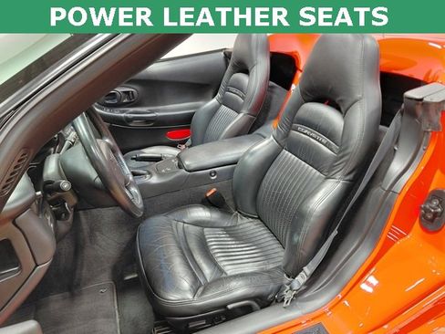 Used 2003 Chevrolet Corvette Convertible w/ Preferred Equipment Group1 image 3