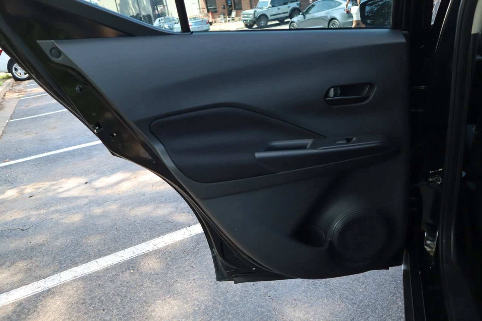 Used 2022 Nissan Kicks S FWD image 10