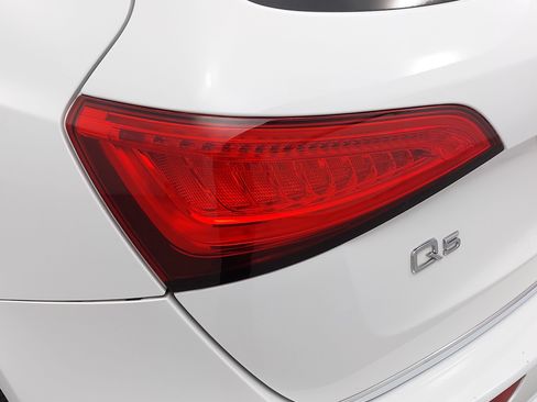 Used 2015 Audi Q5 2.0T Premium Plus image 36