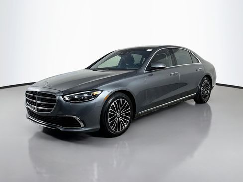 Used 2024 Mercedes-Benz S 580 4MATIC Sedan w/ Warmth & Comfort Package image 4