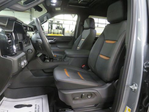 New 2026 GMC Sierra 1500 AT4 w/ AT4 Premium Package image 13