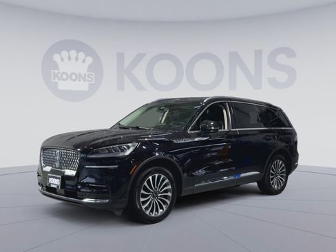 Used 2024 Lincoln Aviator AWD w/ Premium Package image 5