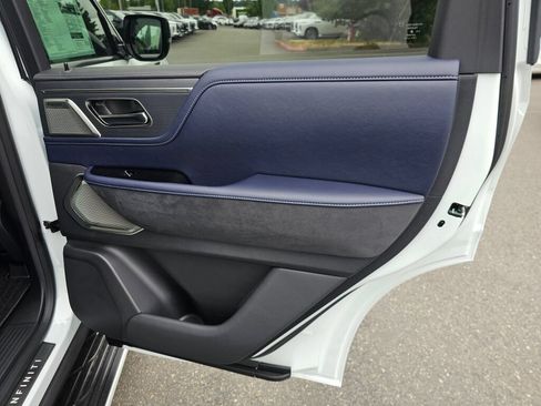New 2027 INFINITI QX80 Sensory AWD/4WD image 14