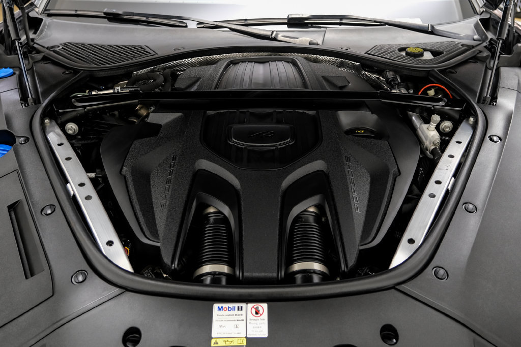 Used 2022 Porsche Panamera 4 AWD/4WD image 55