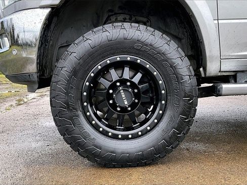 Used 2016 RAM 2500 Laramie w/ Convenience Group image 12