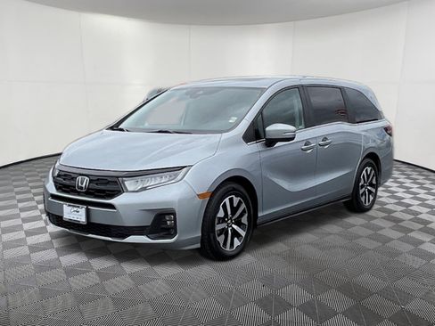 Used 2025 Honda Odyssey EX-L image 3