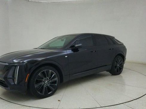 Used 2024 Cadillac Lyriq Sport w/ Nappa Leather Package image 66