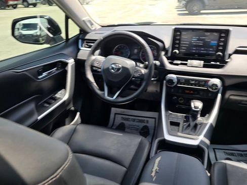 Used 2021 Toyota RAV4 XLE Premium FWD image 35