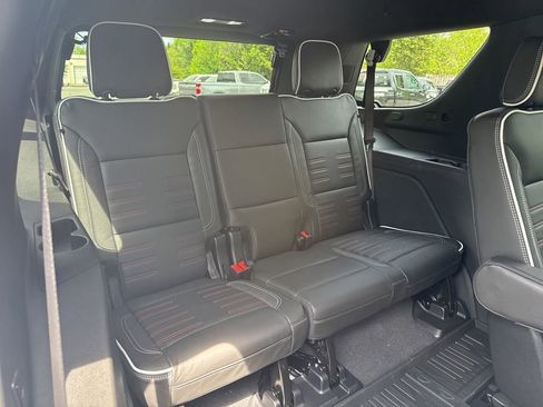 New 2026 GMC Yukon AT4 Ultimate w/ LPO, Floor Liner Package AWD/4WD image 13