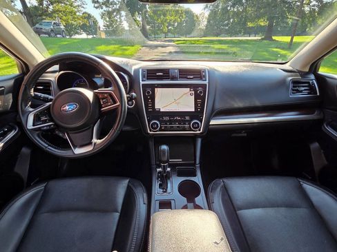 Used 2018 Subaru Outback 2.5i Limited AWD/4WD image 19
